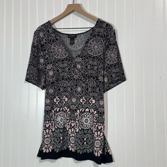 Lane Bryant 18/20W Boho Medallion Print Empire Waist Top Plus Size Stretch VNeck - Picture 1 of 9